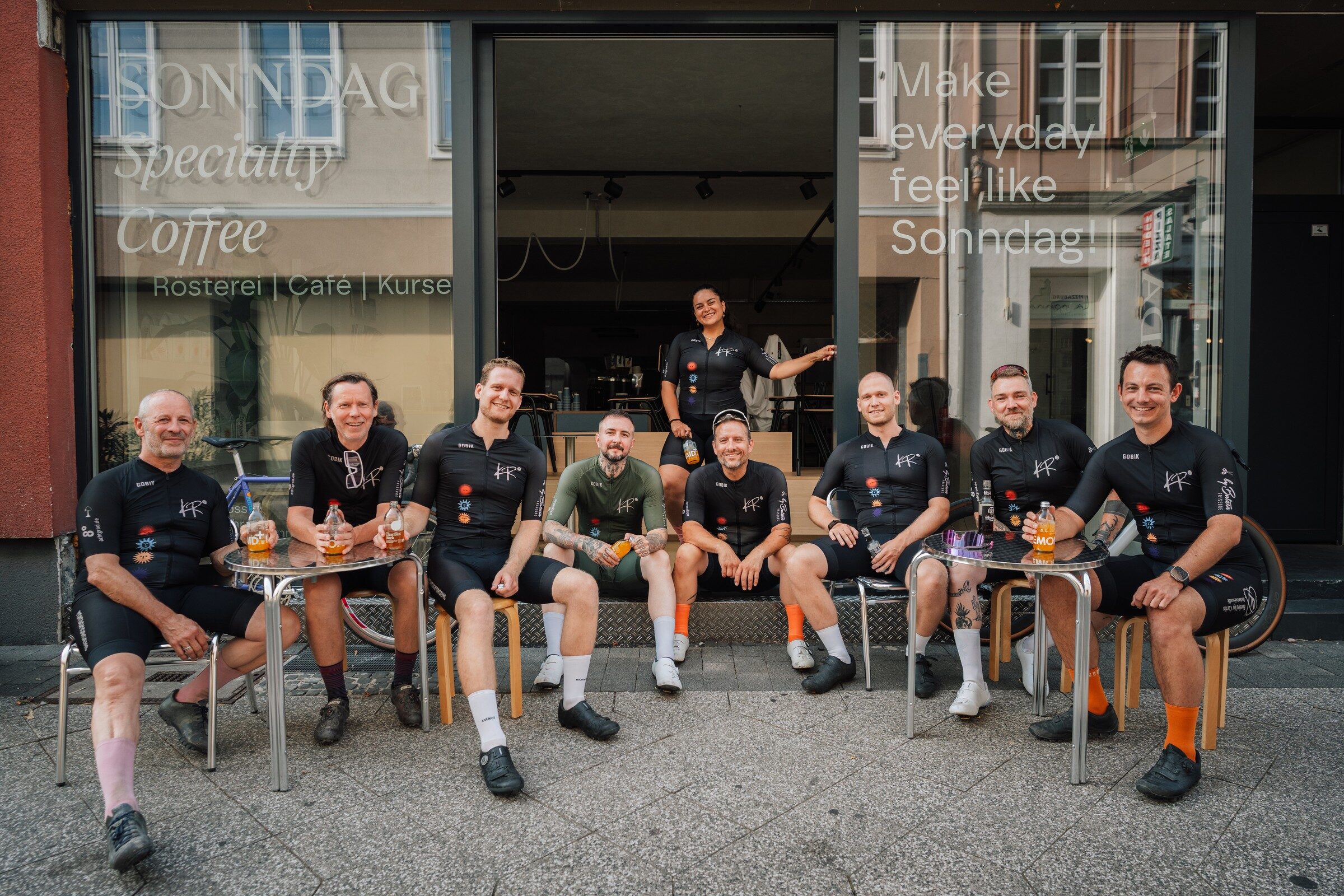 Die Gruppe vor dem Sonndag Specialty Coffee